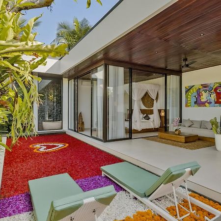 Abhinaya Ubud Villa Экстерьер фото